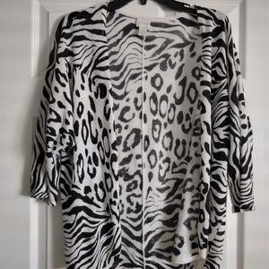 CHICO'S~Ladies 0~B&W Animal Print~Lightweight Open Cardigan~Black & White~Small